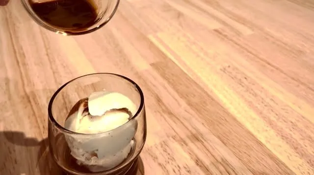 もう少し暖かくなったら、メニューにアフォガードを追加する為に...