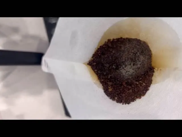 本日も一杯ずつ丁寧にハンドドリップしてます😊